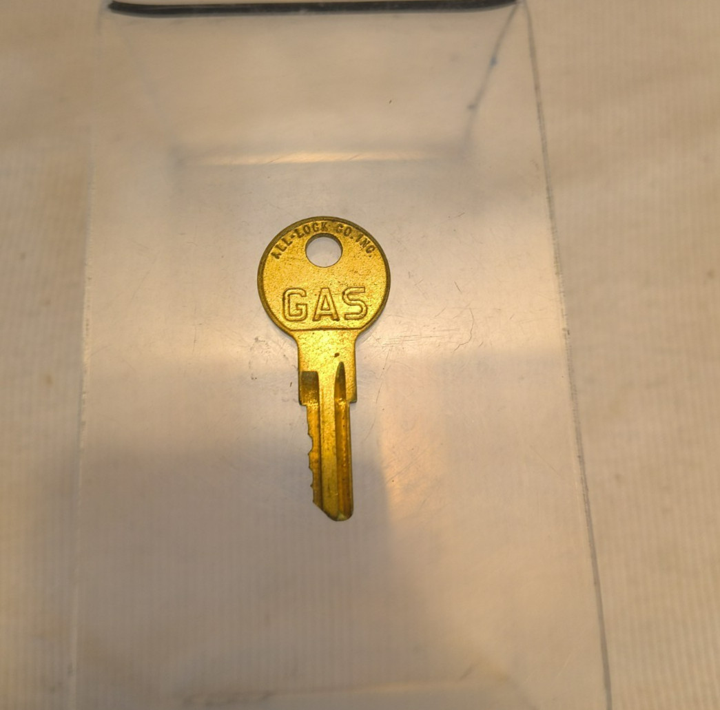 Vintage Gas Key All-Lock Co WL398A USA 1-7/8″ Selma Alabama Stant Fuel Key