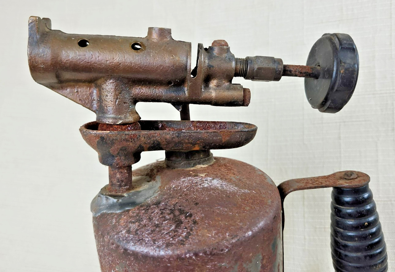 Vtg Dulap 249-5549 Metal Blow Torch, Black Wood Handle Missing Top Part UNTESTED
