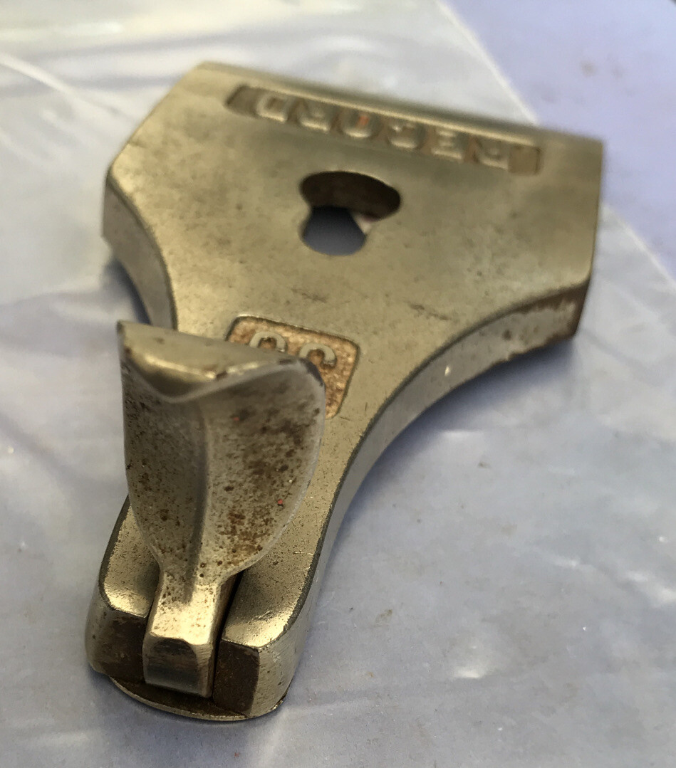 Record Plane cap 2⅜” Width 4 1/2, 5½, 6, 7 SS stay set iron cap 2-3/8″