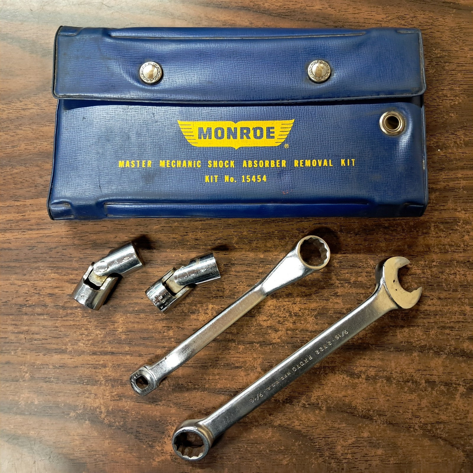 Vintage MONROE Master Mechanic Shock Removal Kit 15454 Matching Proto Tools