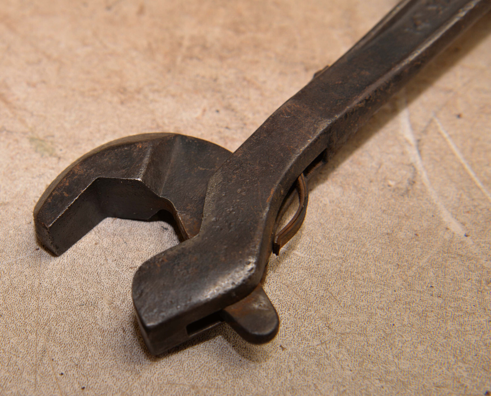 Antique Heller Masterench adjustable 14″ USA horse logo collectible mechanics