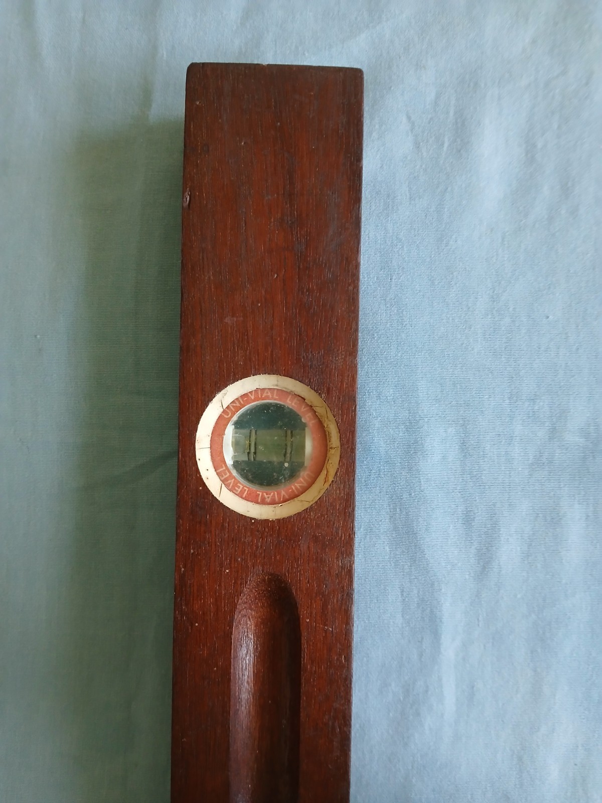 Old Great Neck Saw Manufacturers Inc Mineola N.Y. USA 24″ Uni-Vial Wood Level