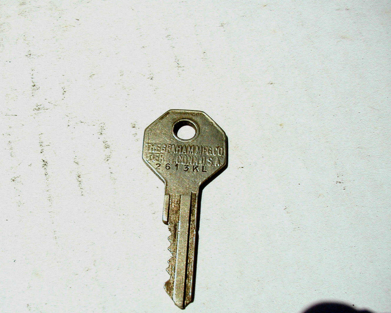 Vintage Graham MFG Co Derby Conn USA Ignition Key 2613KL 2613kl