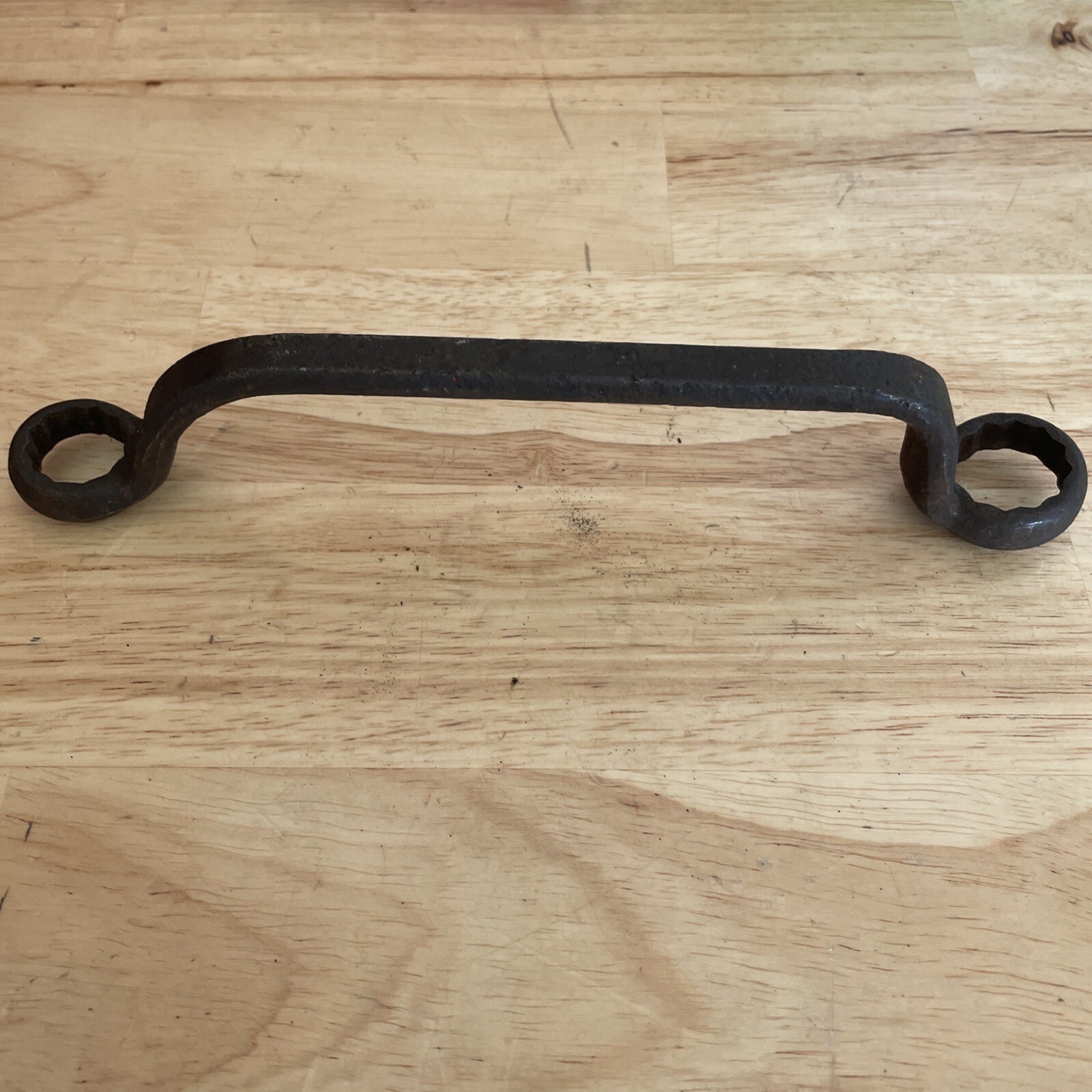Vintage Ford Scripted Offset Double Box End Wrench 01A-17017-B Circle M 83