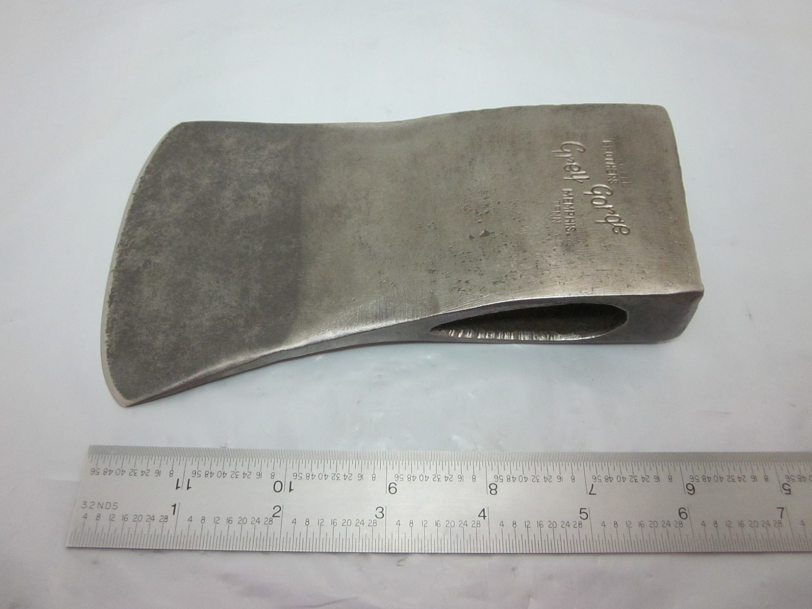 VTG Hartwell Brothers Grey Gorge Memphis Tenn. Single Bit Axe 2 Lbs. 6.7 Oz. USA