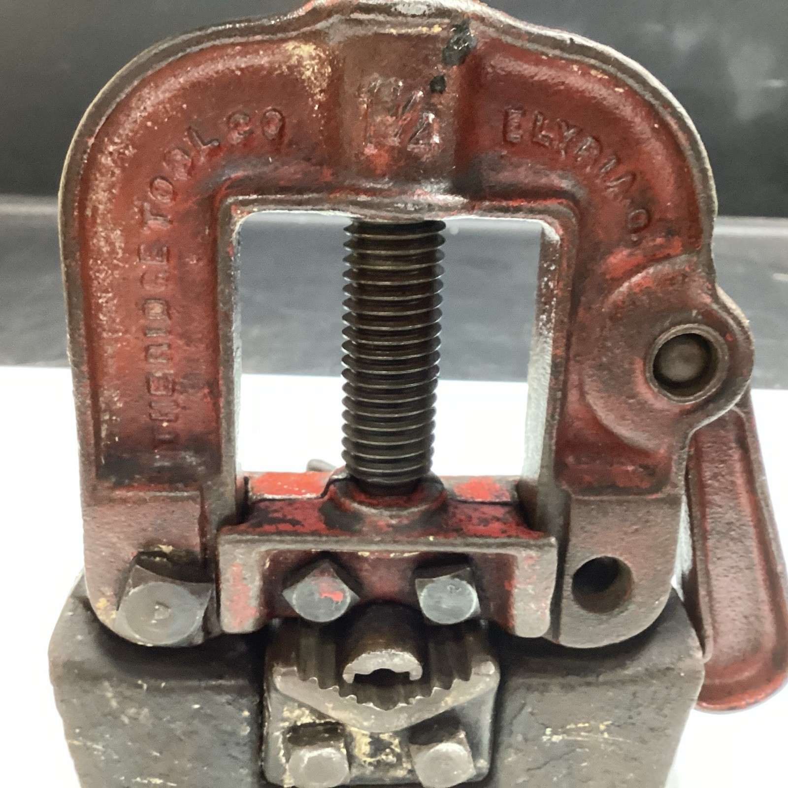 Vintage Ridge Tool Co. 1 1/4 Bench Top Pipe Vise Original Finish Elyria Ohio