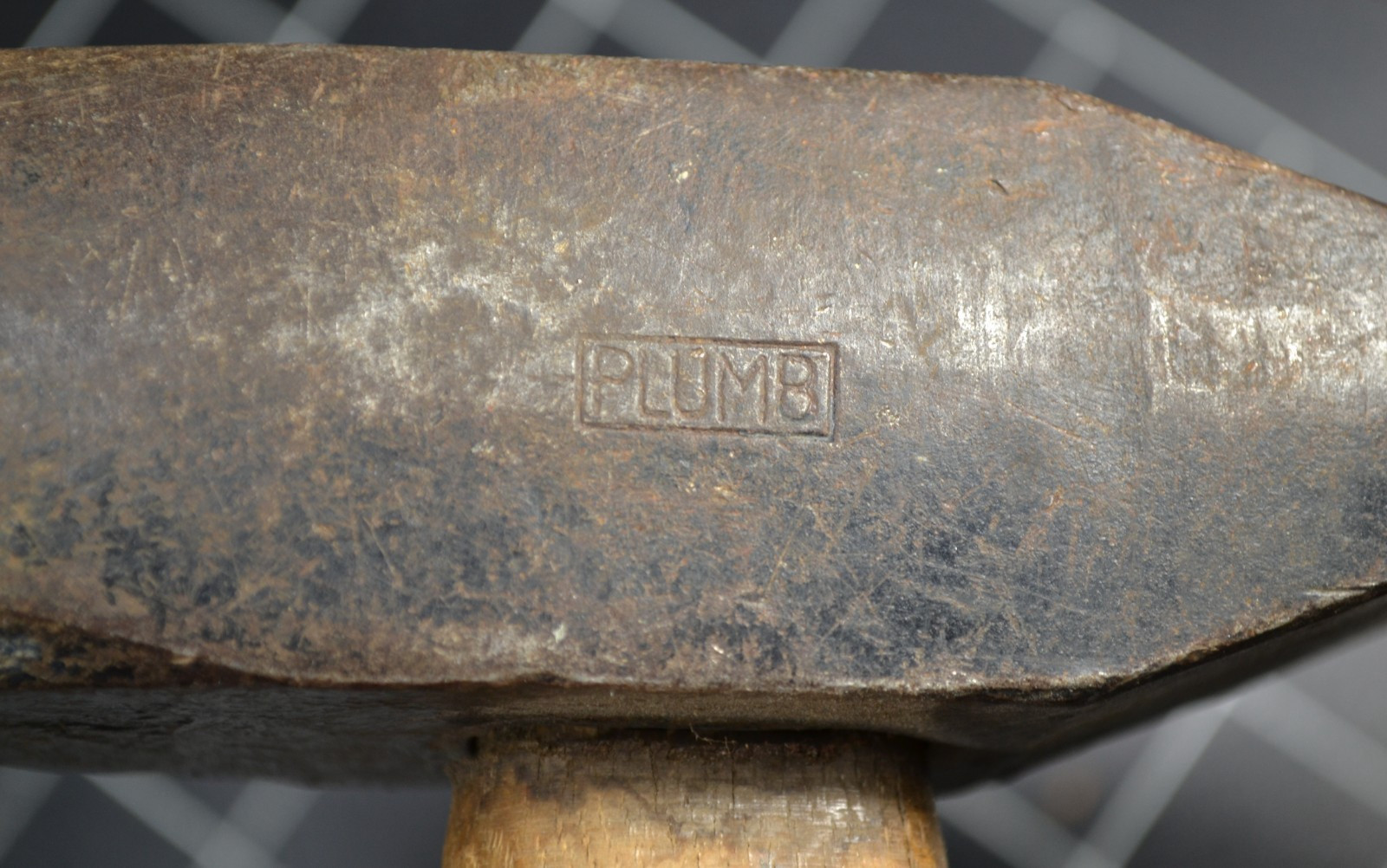PLUMB – USGS – TINNERS’ RIVETING HAMMER – 3# – ALL ORIGINAL WITH BRANDED HANDLE