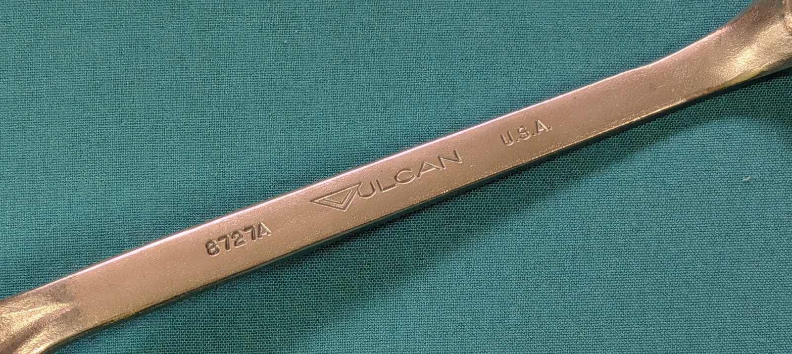 VULCAN USA 12-pt. No. 8027A Offset Double Box End Wrench 11/16″ x 5/8″ x 10-1/8″