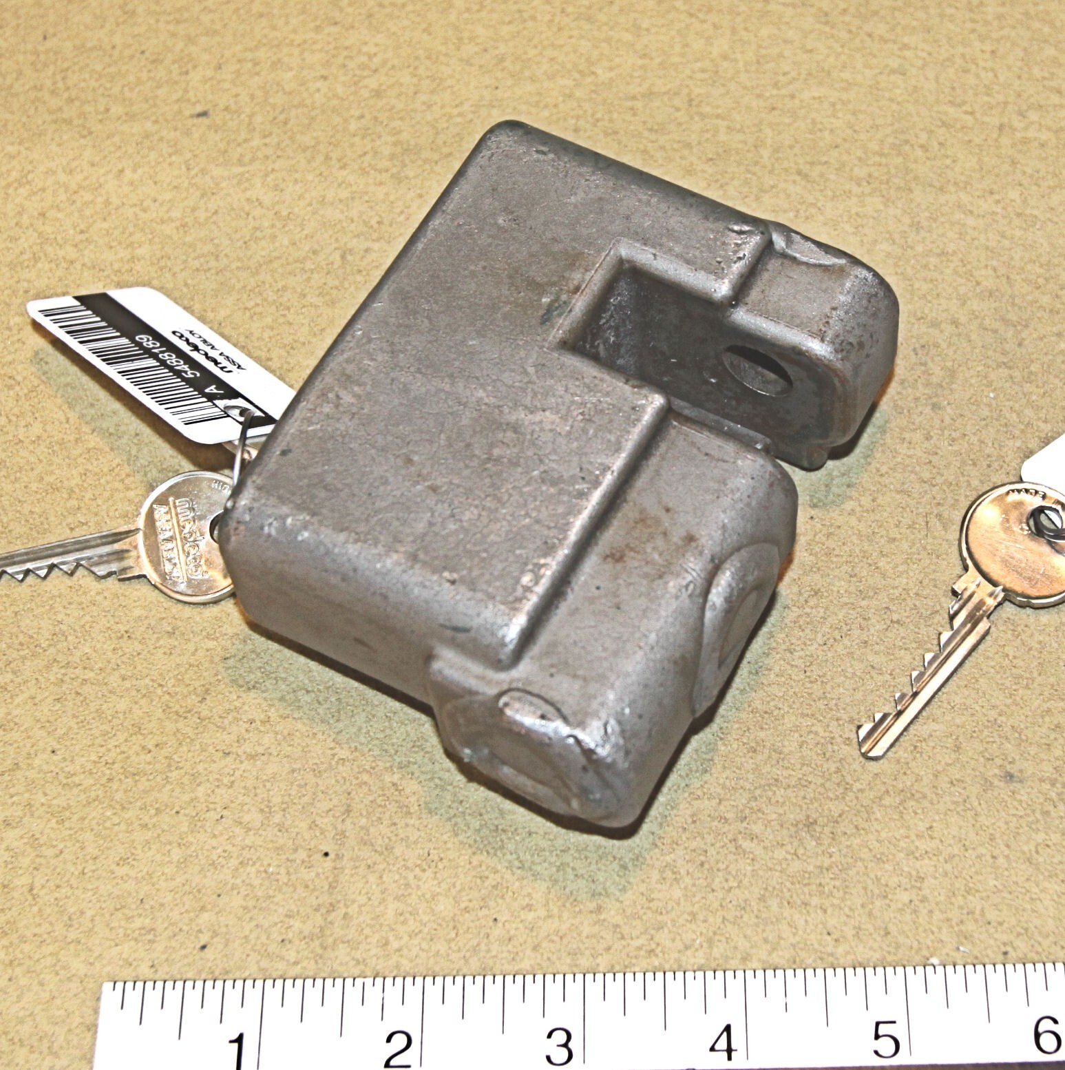 Hi-Shear LK1200 U.S. Gov’t padlock w/ 3 working keys – High security