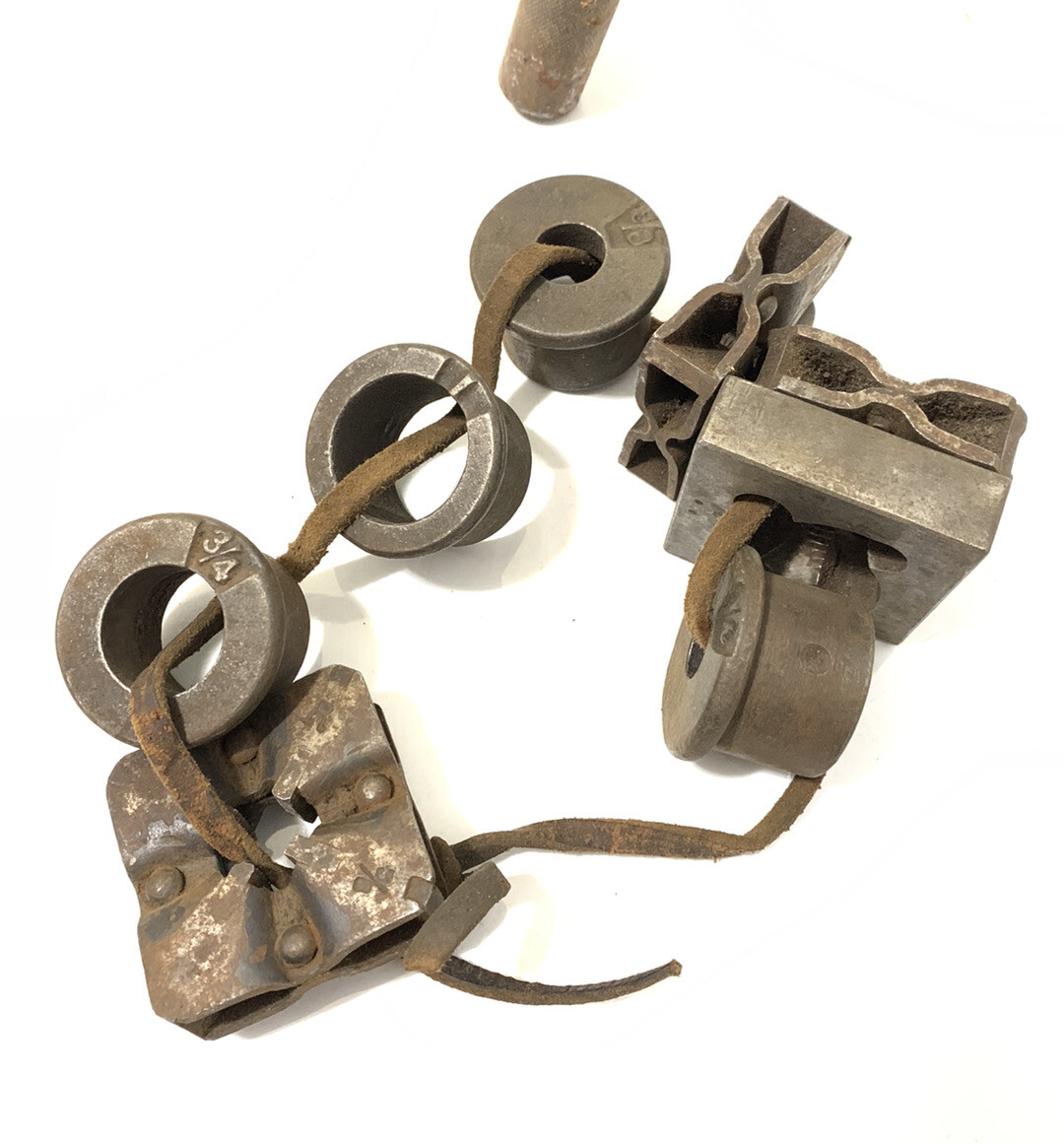 F.E. WELLS & SON Vintage 3ft Pipe Threader 1/4″ 3/8″ 1/2″ 3/4″ 1″ Die Heads Set