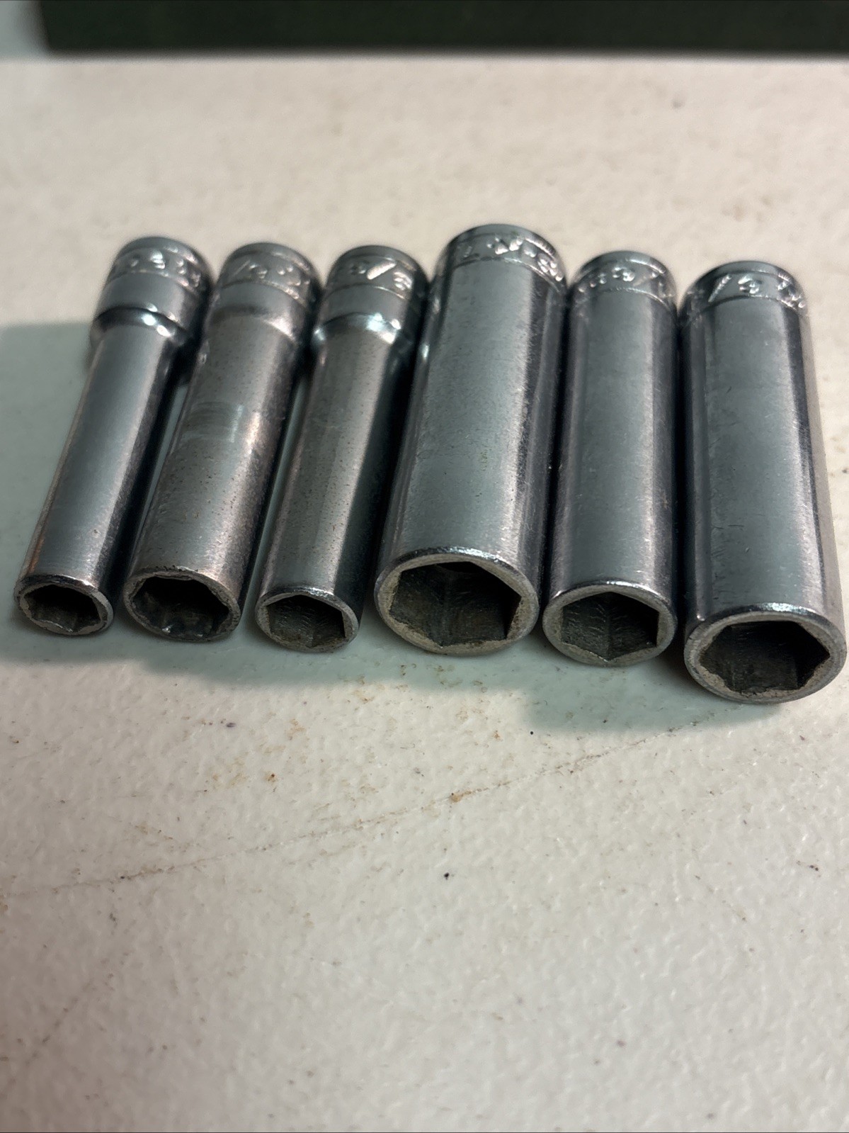 S – K 1/4″ Drive Socket Set with 15 Sockets & Original Case + 2extensions