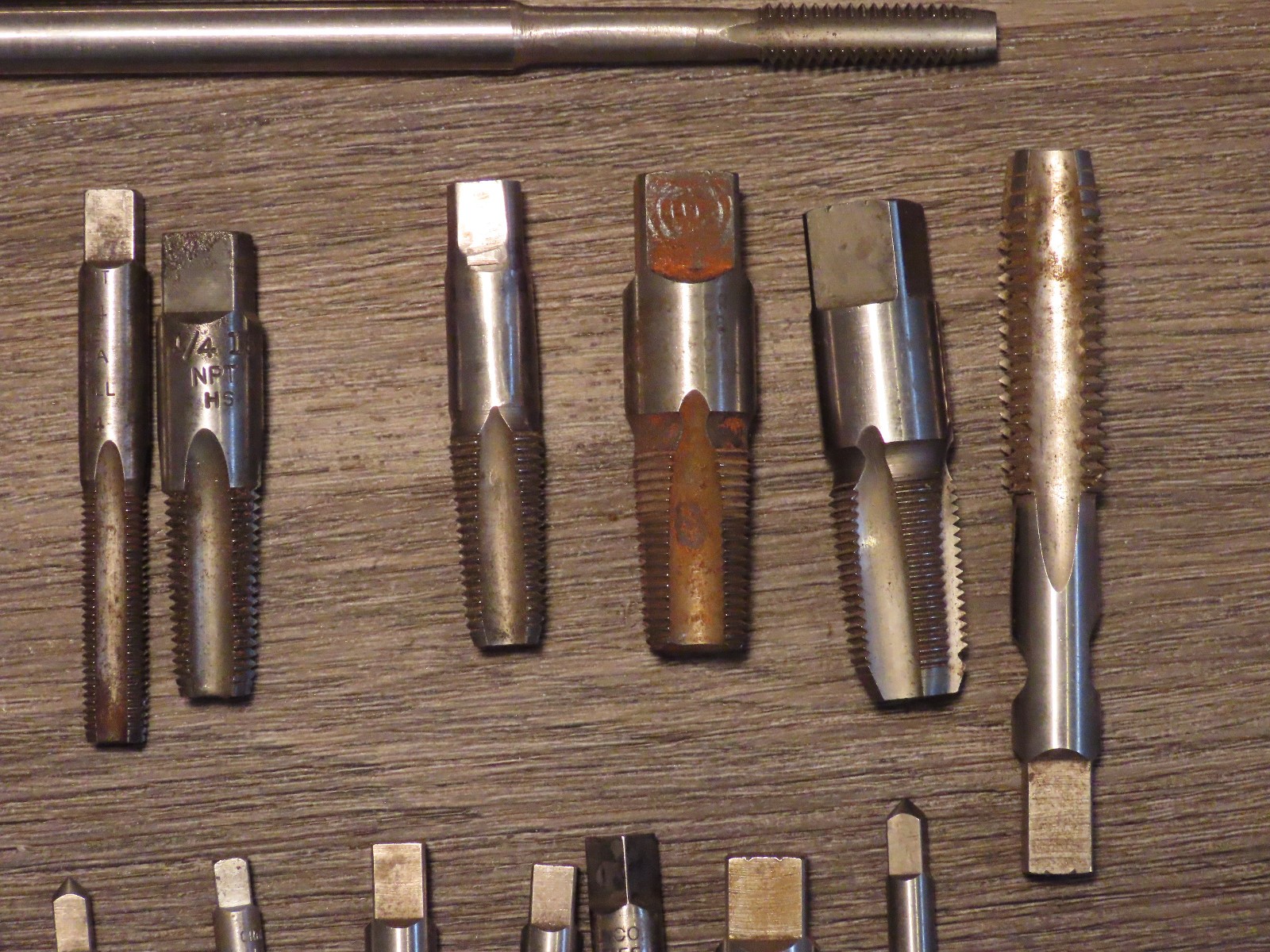 Lot Of Vintage Tap and Die Tools , Bits , Taps Dies Metalwork Tooling Wells
