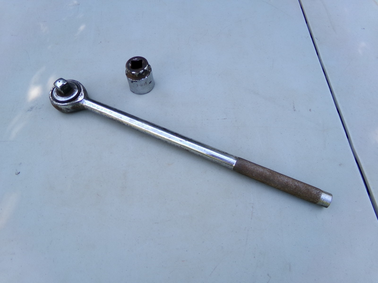 Vintage Socket Ratchet 3/4″ Drive 20″ Long and 1 7/16″ Socket