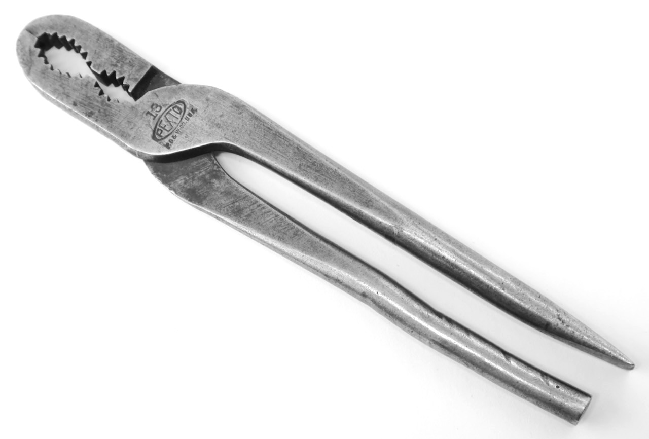 7″ P. S. & W. Co. (USA) PEXTO No. 13 Specialty Gas Pliers – Hand Tool / MT Tools