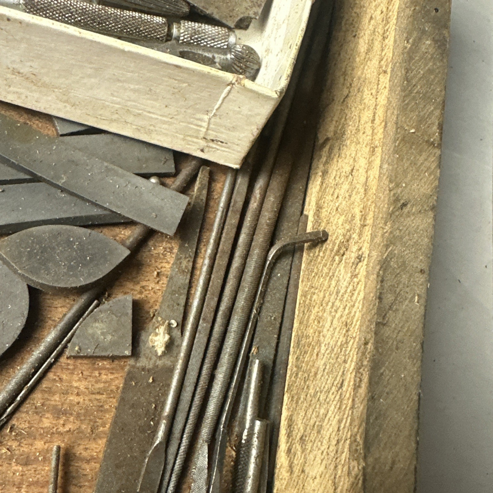 Vintage Woodworking Wood Carpentry DIY Joblot Files Tools Moore & Wright Stubs