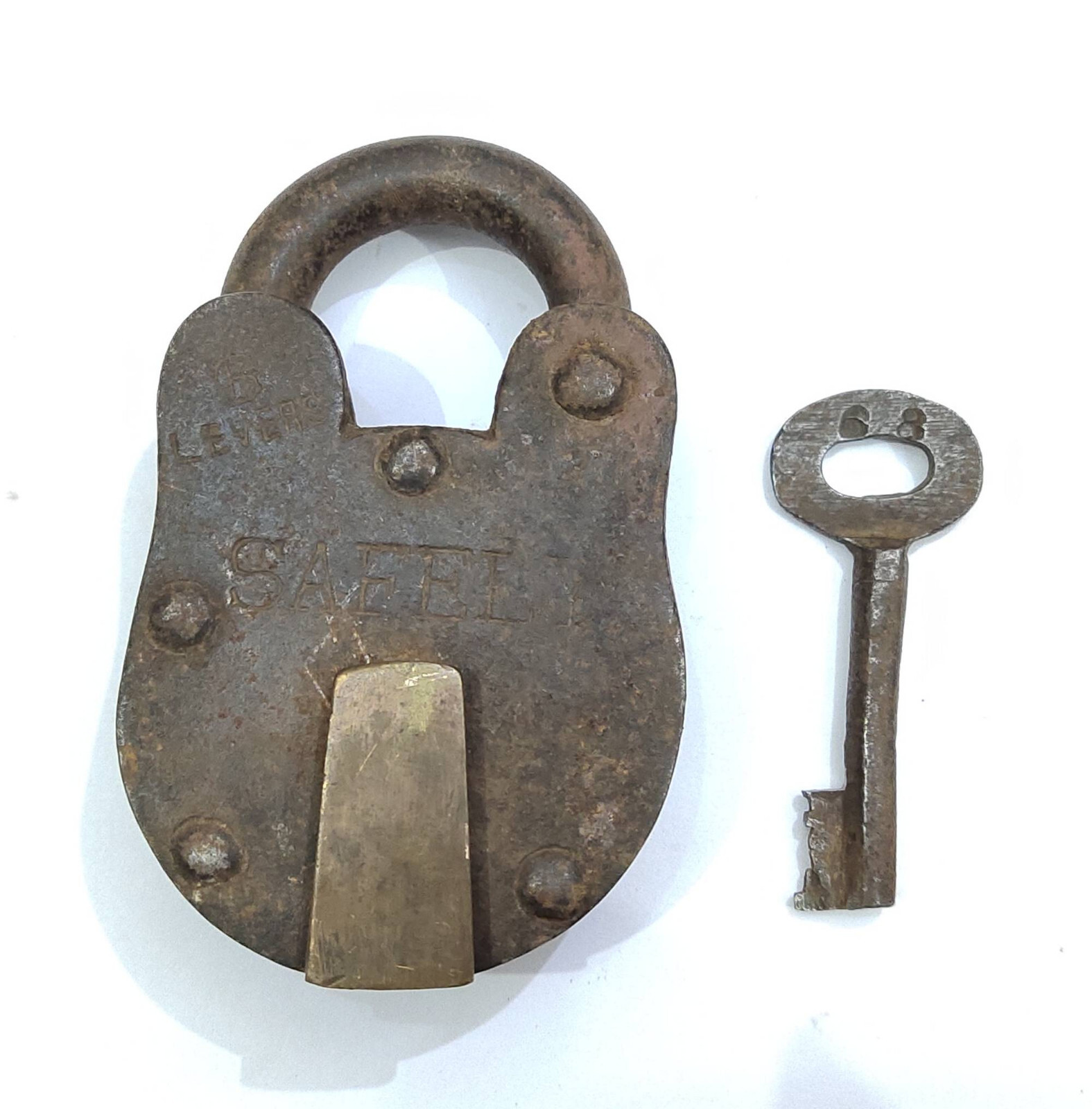 Vintage Padlock/ clasp handmade made in India working condition Safely LK-14