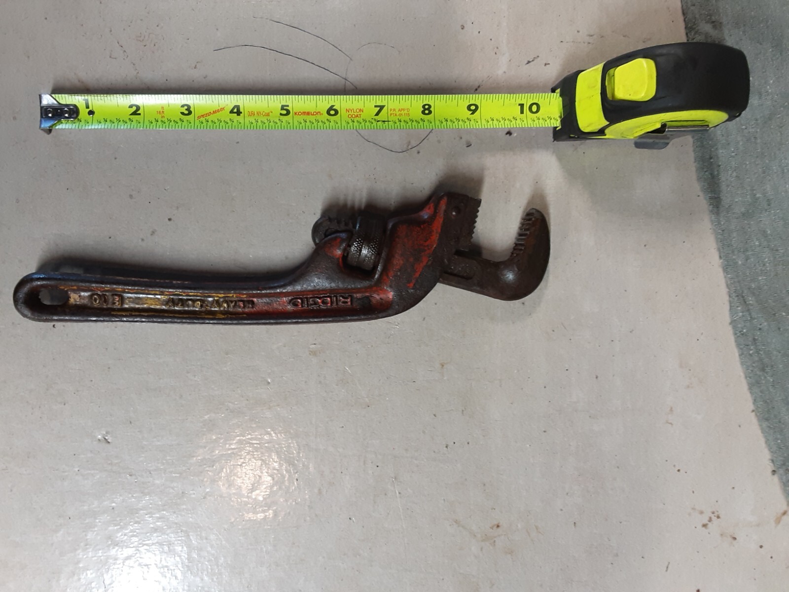 ridged off set pipewrench