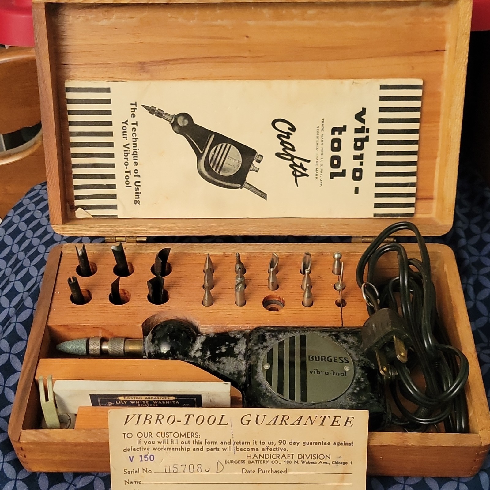 Burgess Vintage Vibro-Tool Electric Engraving Set Wood Case, read description**