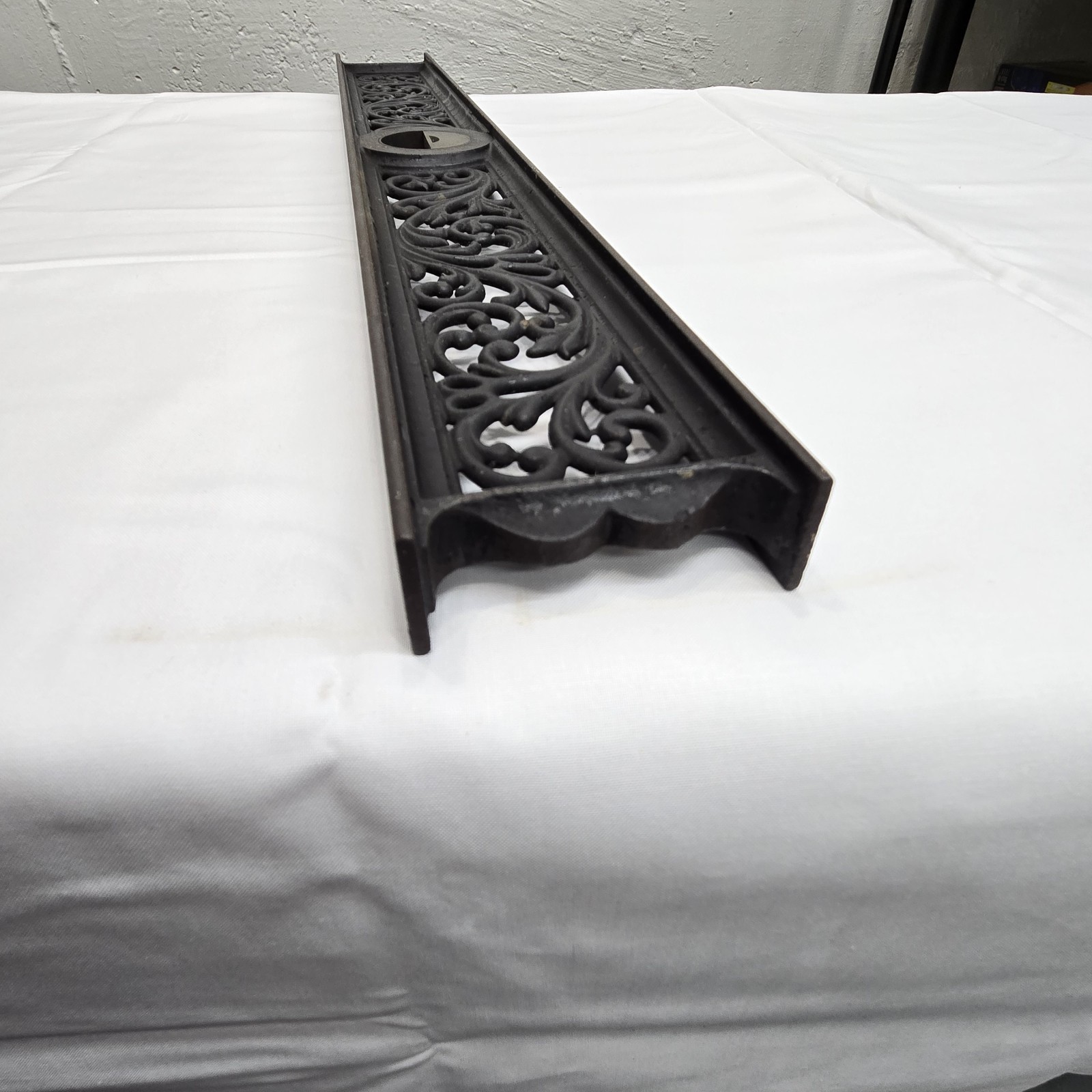 Vintage Davis Level & Tool Co Machinists Cast Iron Level 24″ Patent 1867