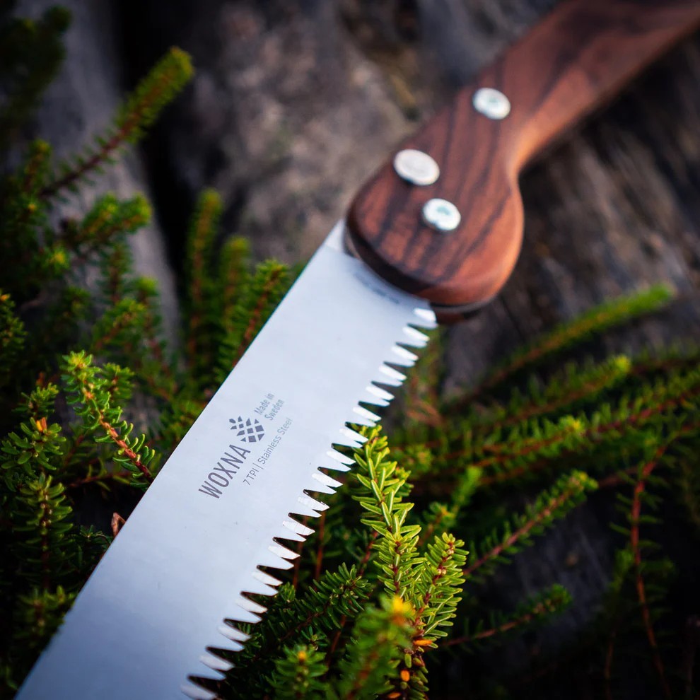 WOXNA Ljusnan Folding Saw 10″ Satin Finish 10C28Mo2 Steel Blade Walnut Handle