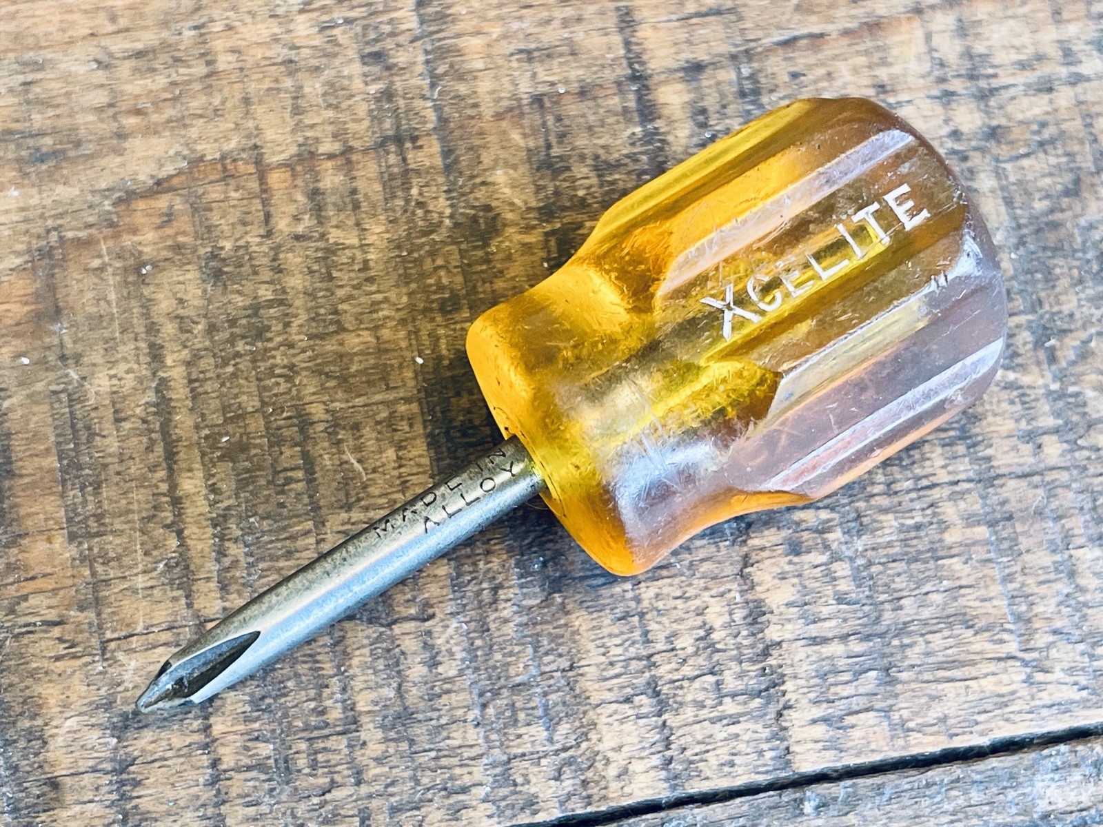 Vintage Xcelite Screwdriver Phillips No 2 Stubby Tool 2.75” USA SX-101
