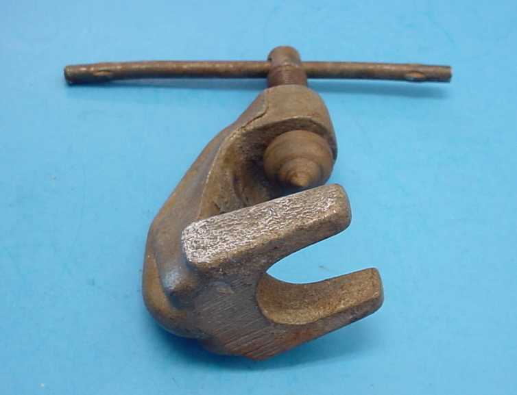 Vintage Chicago Specialty Manufacturing CO Pipe Flaring Tool with General Clamp