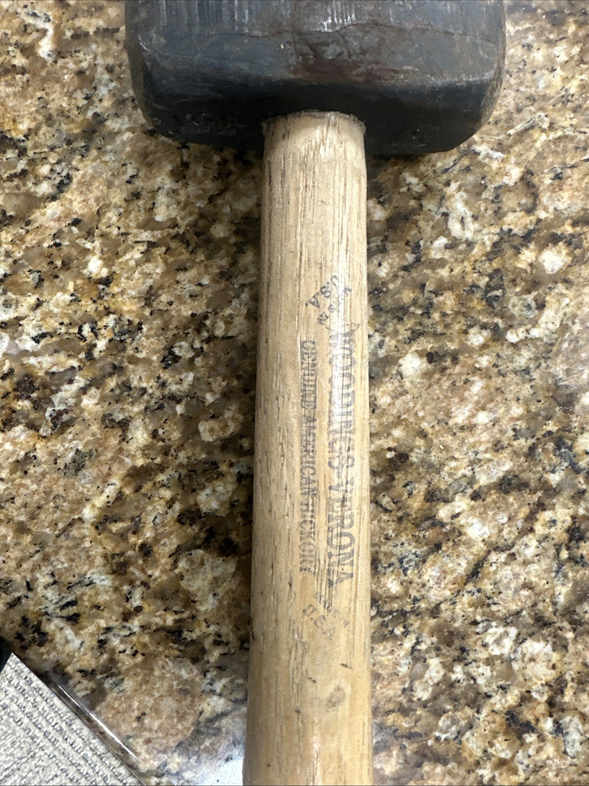 VINTAGE WOODINGS VERONA 10″ HAMMER HICKORY HANDLE 3 LB FORGED MADE IN USA