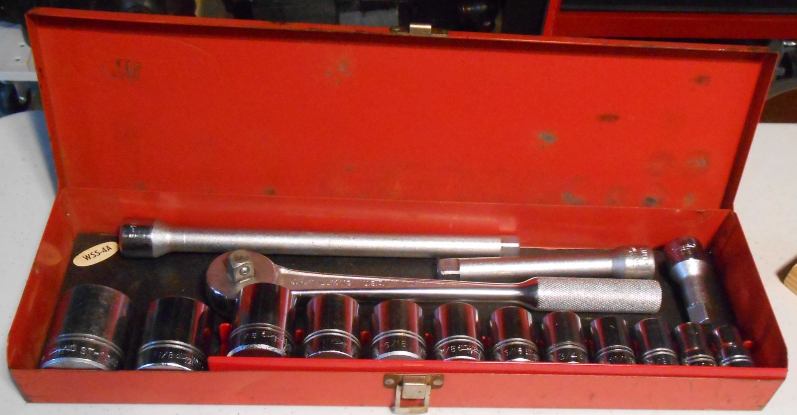 WILLIAMS 1/2-Drive SAE SOCKET SET W/ METAL CASE, 1/2 to 1-1/4, USA MADE