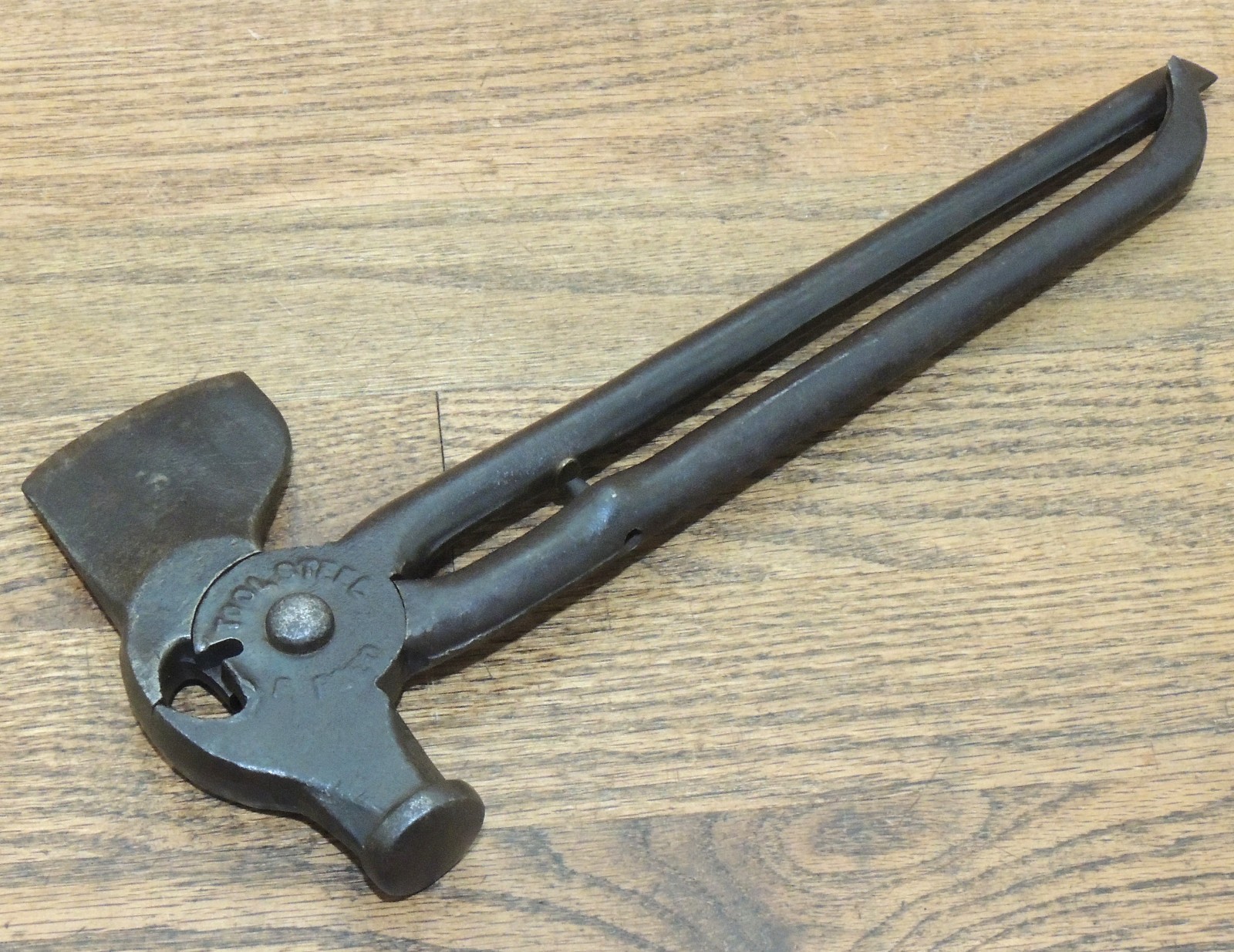 RANCHMAN COMBINATION FENCING TOOL-HAMMER-PLIERS-WIRE-FARM