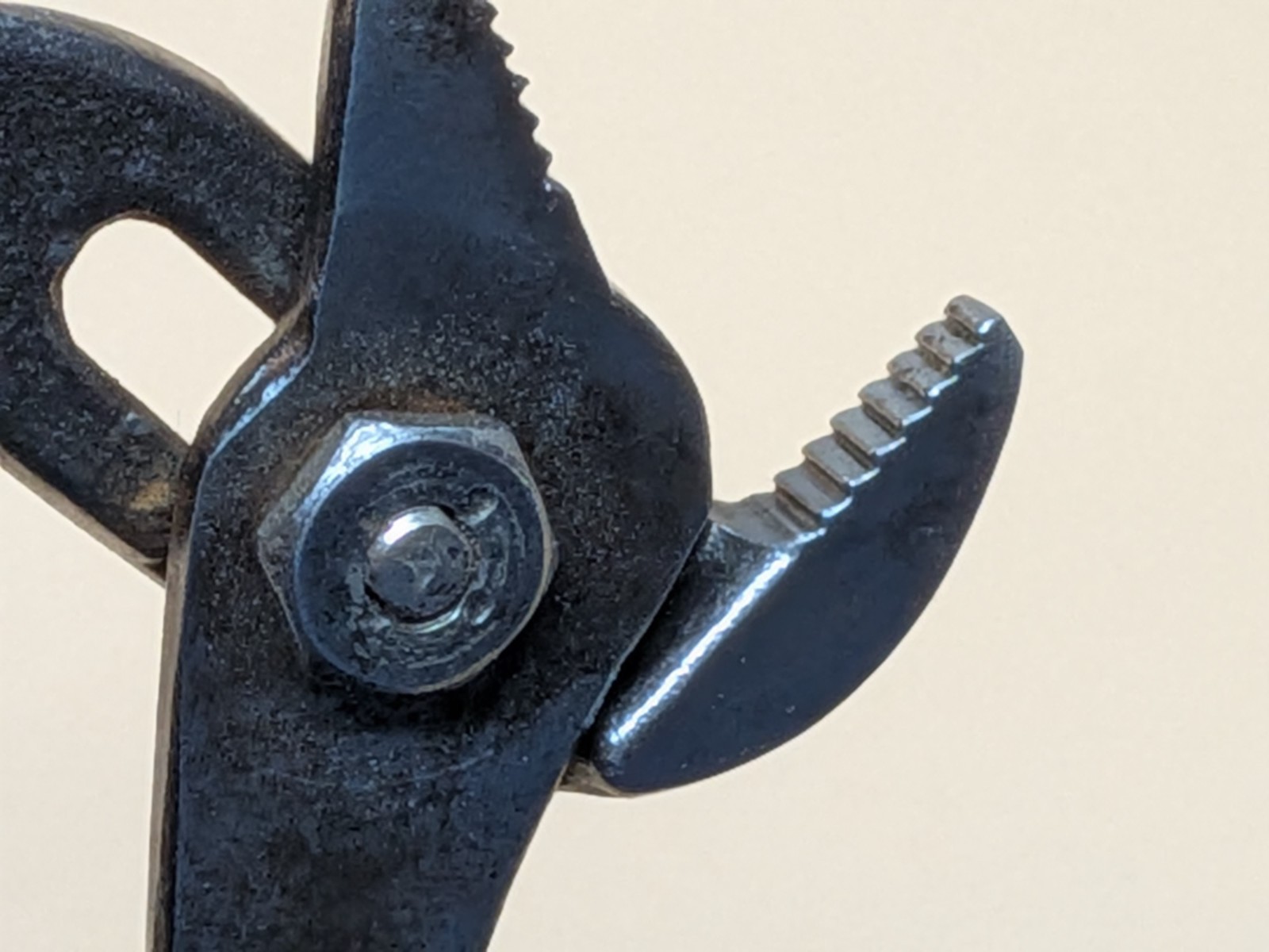 Vintage Adjustable 5″ Slip Joint Tongue and Groove Pliers (Water Pump Pliers)