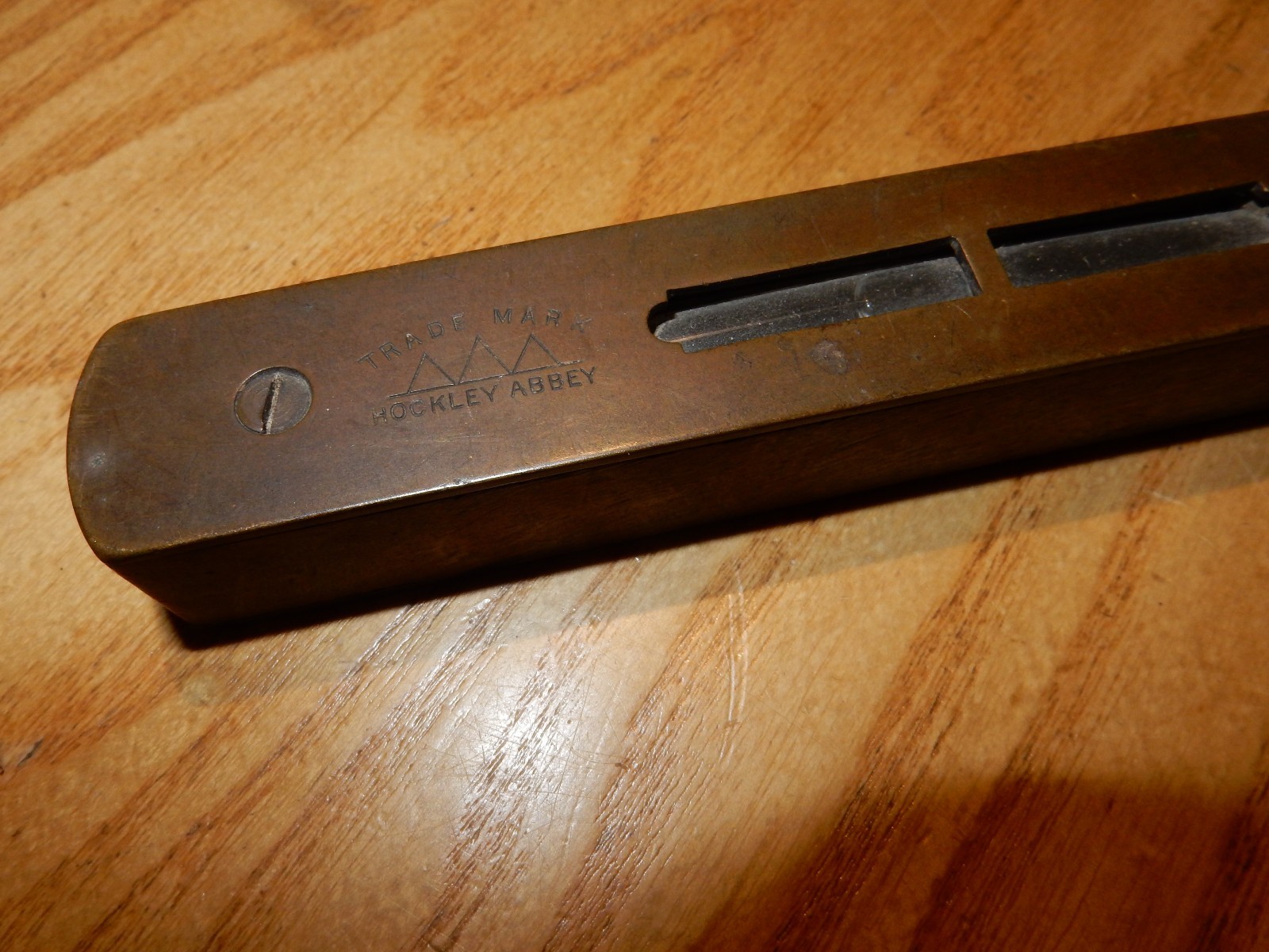 HOCKLEY ABBEY QUALITY VINTAGE SPIRIT LEVEL BRASS & WOOD 15 CM LONG X12 X 22mm