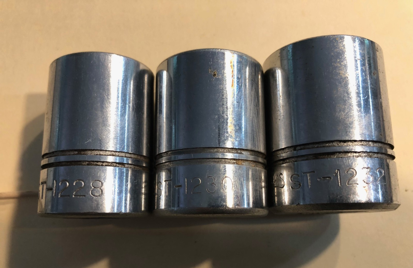 14 vintage J.H. Williams USA 1/2″ drive sockets – 11 standard/3 deep – 12 point