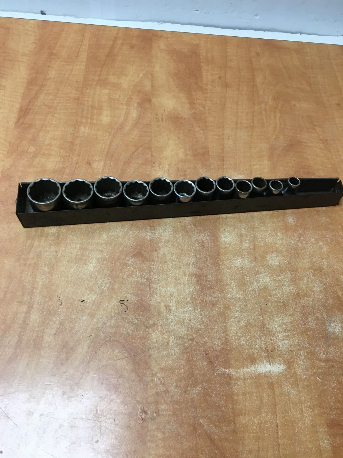 VINTAGE CRAFTSMAN -V- 1/2″ DRIVE 12pc SAE SOCKET SET 7/16 – 1-1/8 W TRAY USA