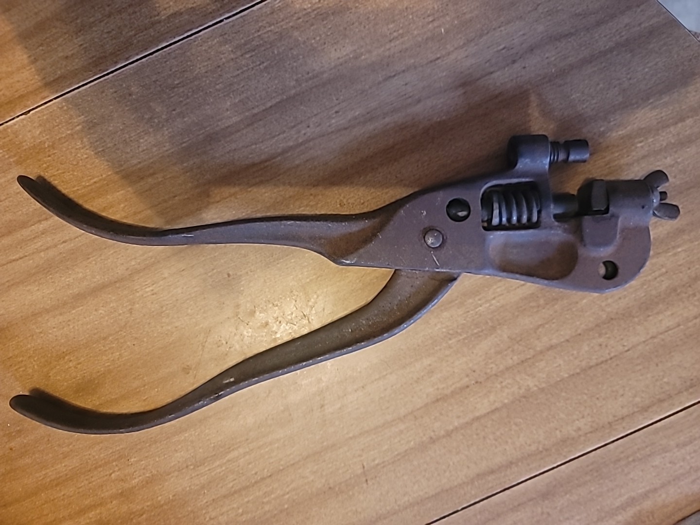 E.C. Stearns & Co. Cast Iron Adjustable SAW SET Tool 14.5″ Antique