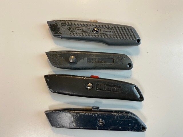 Lot of 4 Vintage Utiliy Knives Stanley Allway Master Mechanic & Unbranded