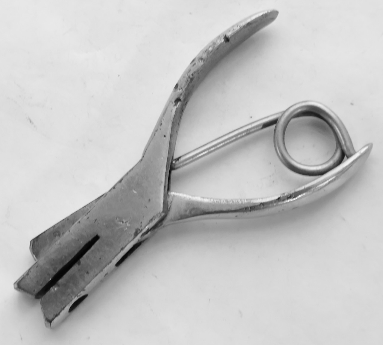 2 Paper – Leather – Craft Metal Punches / Sargent & Co. + Unbranded / MT Tools
