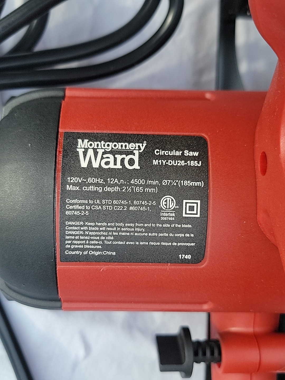 Montgomery WARD’S 12 A 120 V. 7-1/4″ CIRCULAR SAW M1Y-DU26-185J Case & BLADE