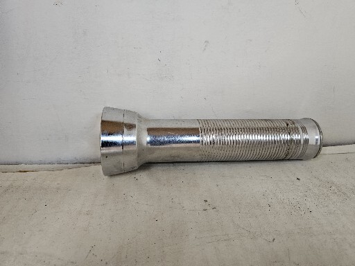 Vintage Eveready Energizer Union Carbide Metal Chrome Flashlight 8″