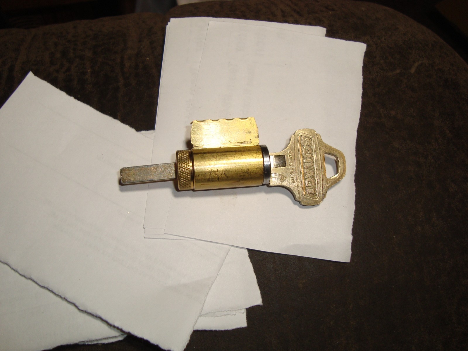 Used Schlage Everest door kik cylinder lock with 1 C123 key – Tested good