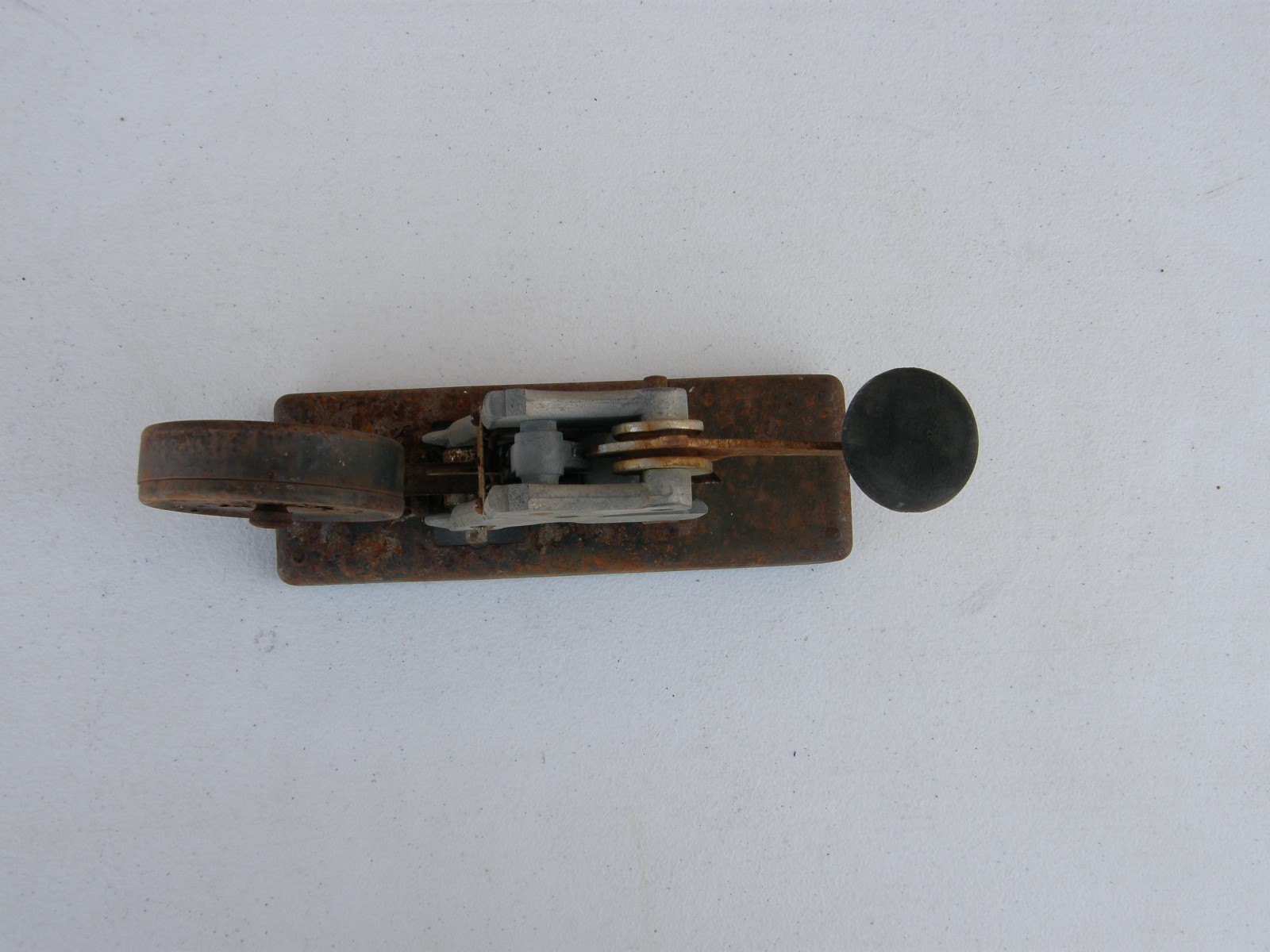 1916-1942 EVEREADY MFG. Boston Antique Desktop Stapler for Parts or Repair FREE
