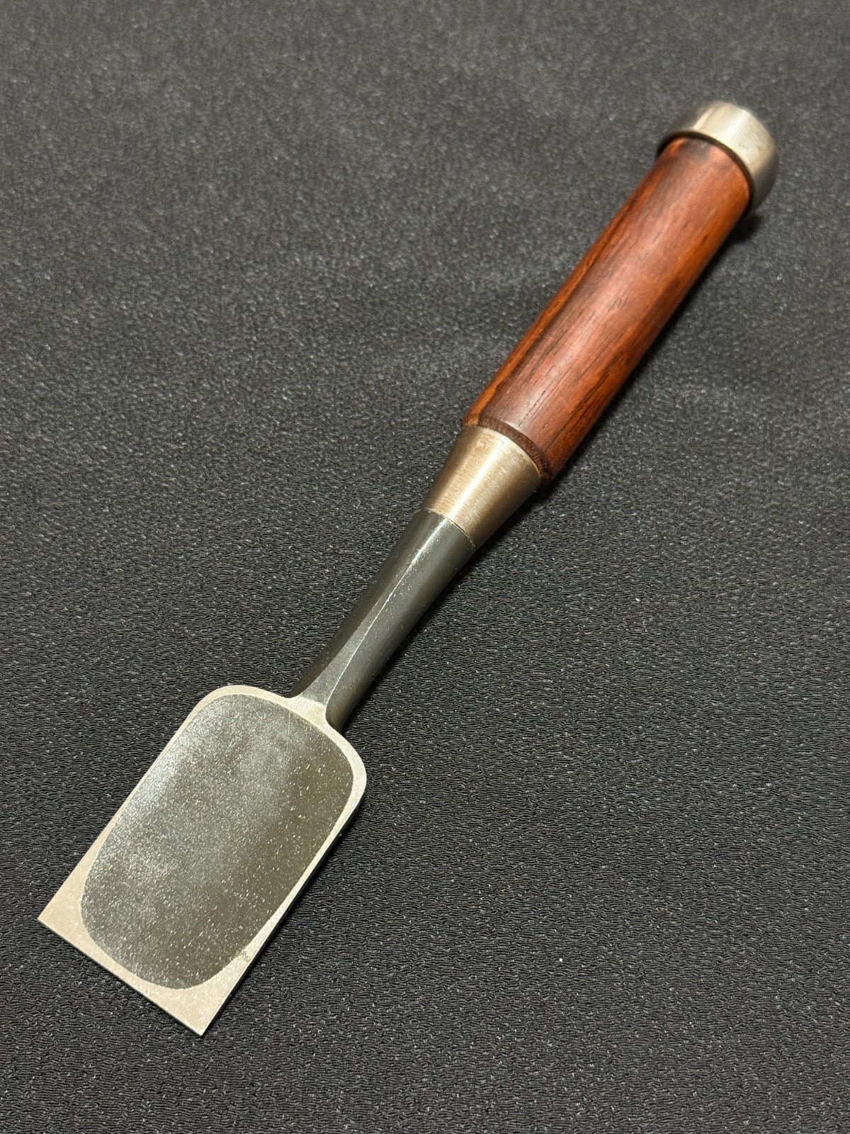 Hidari Ichihiro Japanese Bench Chisel Oire Nomi 36mm – Yamasaki Shozo & Isammu