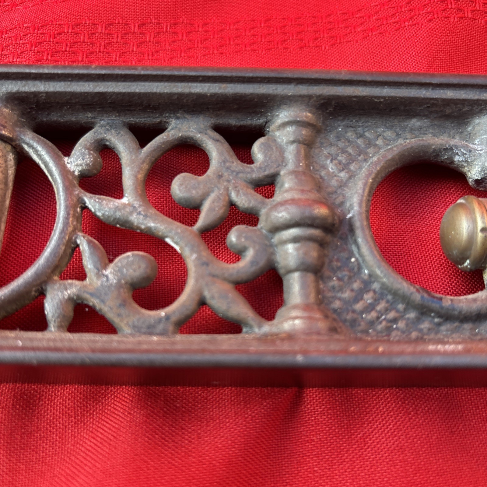 Davis Patent 18″ Cast Iron Level | M.W. Robinson Co. | No. 8 New York 1880s