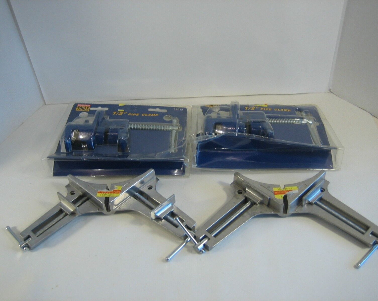 4 New Woodworking Clamps Two) 1/2″ Pipe Clamps and Two) 90 Degree Angle Clamps