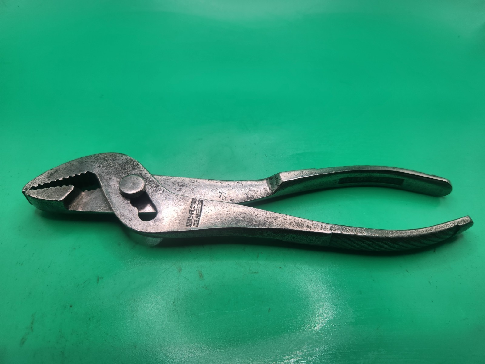 Vintage Plomb Los Angeles Round O 2238 Pliers Wrench Art Deco Grip RARE