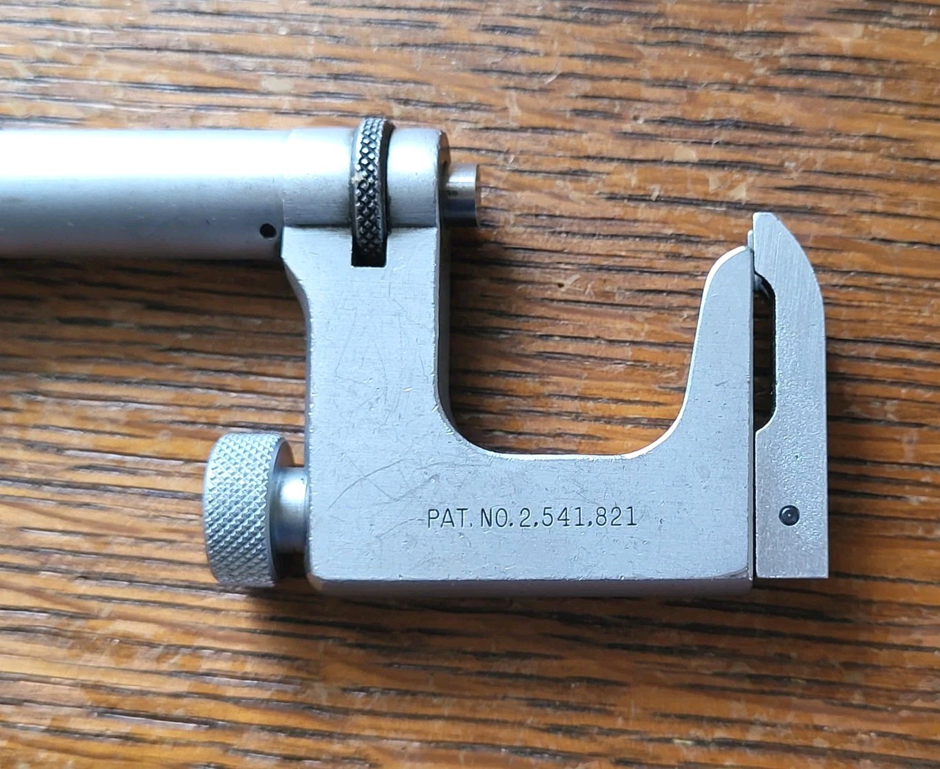 Starrett No. 220 Mul-T-Anvil Micrometer 0-1″ w/Anvils, Wrench & Box USA