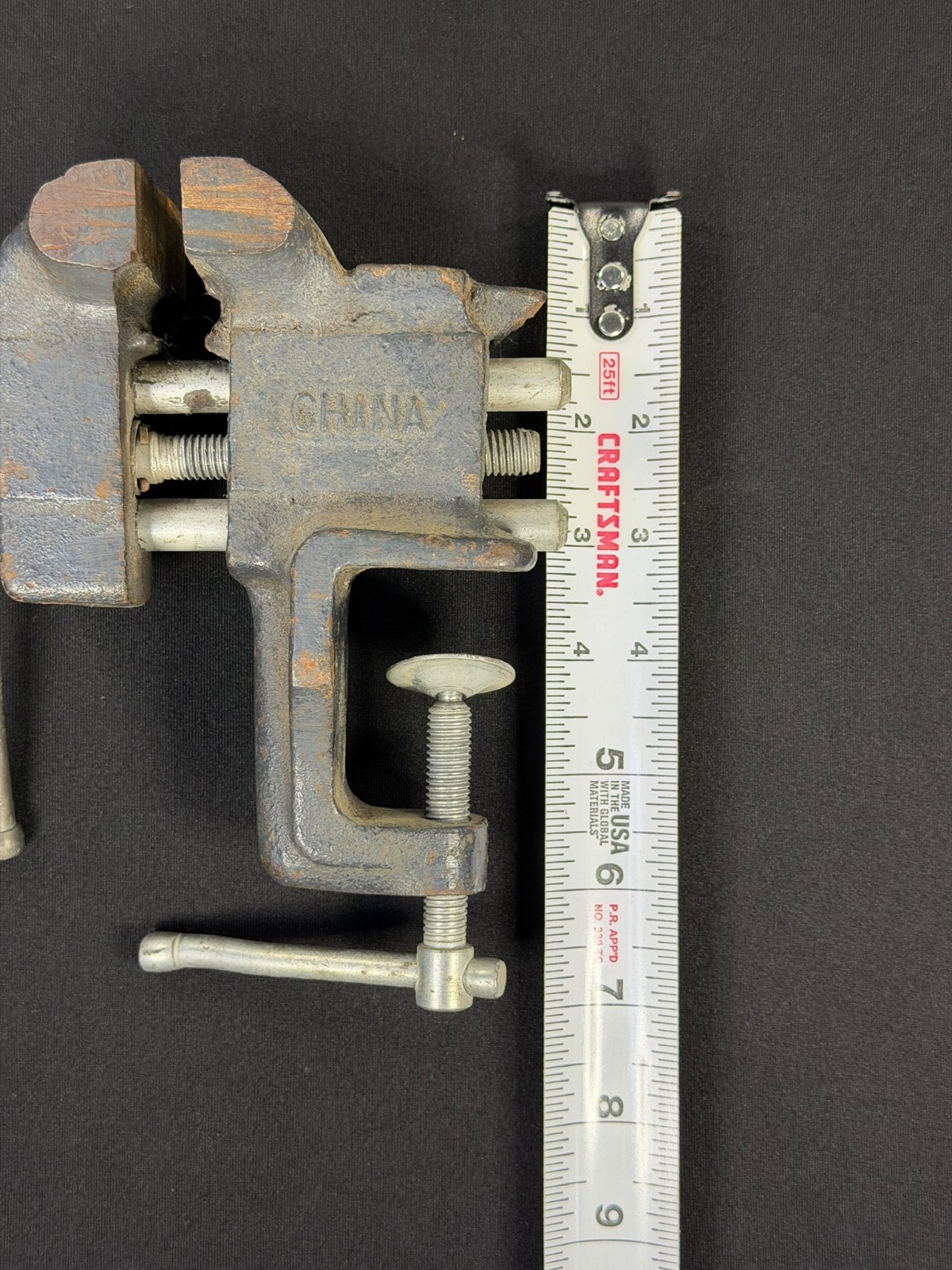 Babco 2.5″ Swivel Bench Vise Clamp-On Cast Iron Anvil Pipe Jaws