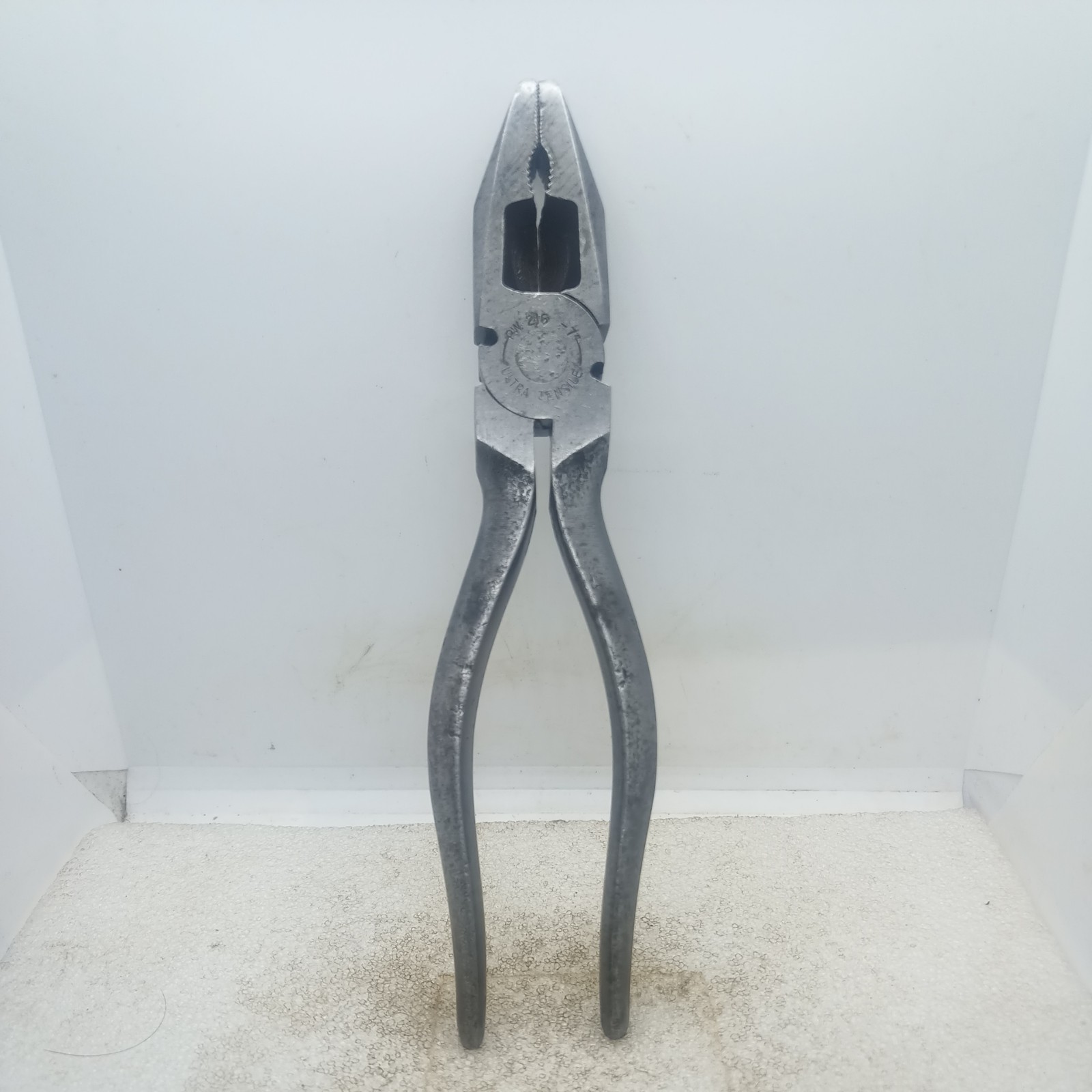 Vintage Rolls Royce Elliott Lucas Elect PW2126 – 7″ Combination Pliers Tool Kit