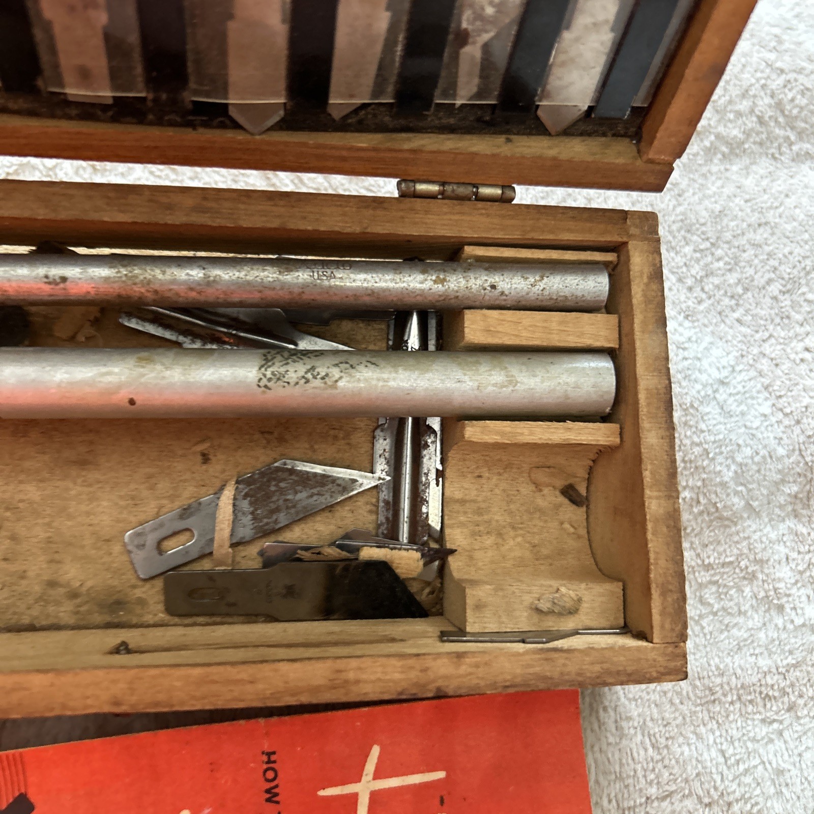 Vintage 1970’s X-ACTO No.82 Knife Chest Blades & 3 Handles