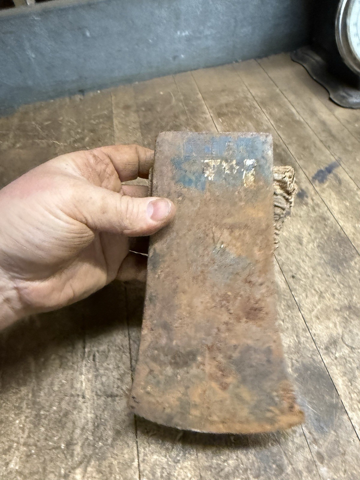 Vintage Old Original 3-1/2 Lb Single Bit Axe Head Hand Tool Marked Collins USA