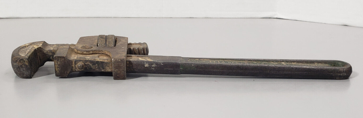 Vintage 14″ Monkey Wrench Pipe Wrench 4114 Penens Corp Chicago Drop Forged Steel